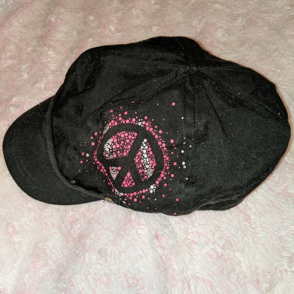 LIMITED TOO  HAT